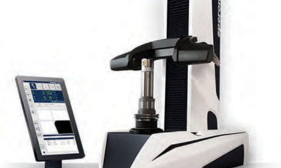 Mașină de reglat și presetat scule CNC SPERONI STP ESSENTIA, amplasată lângă mașina-unealtă